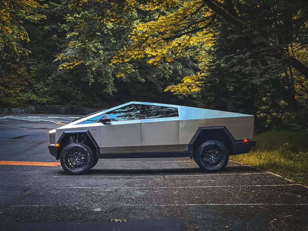 特斯拉再現(xiàn)離職潮,三款“神車”同時失去負責人