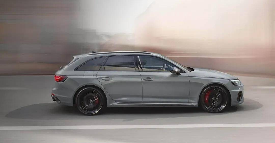 重回“燃”情歲月!寶馬M3旅行版對比奧迪RS4 Avant