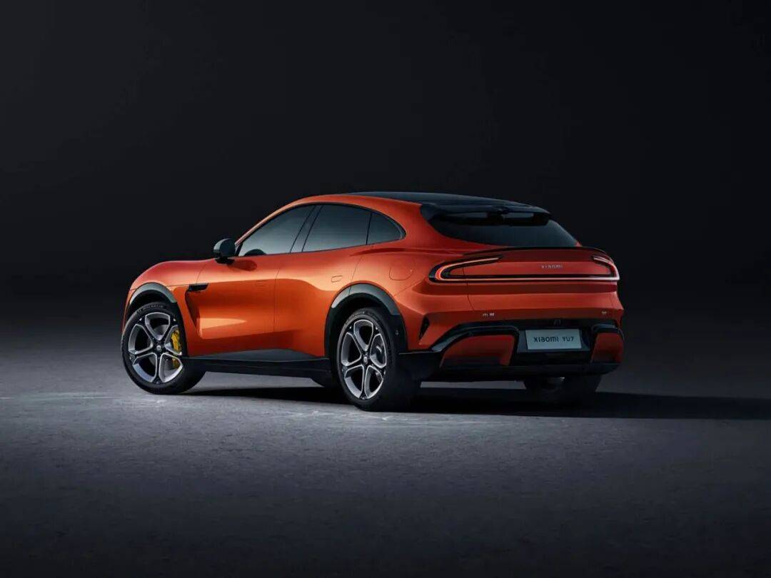 SUV新科銷冠,上市僅5個月,轎跑外形很個性