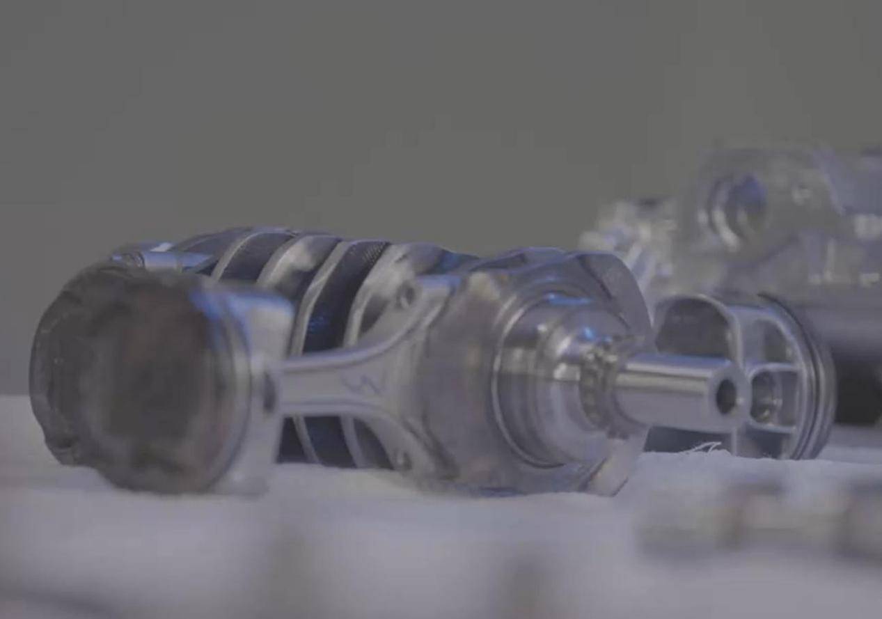 仰望U7水平對置發動機技術解析,優缺點鮮明,活塞就像拳擊手