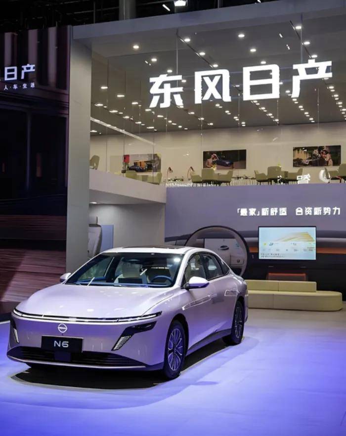 看了東風(fēng)日產(chǎn)N6 王傳福表情都凝重了