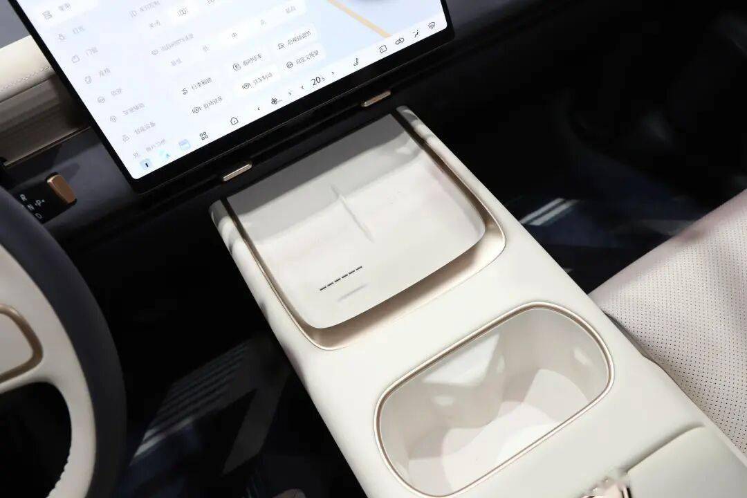 合資“雜牌”電動車反擊升級,東風日產N6,9.19萬起售