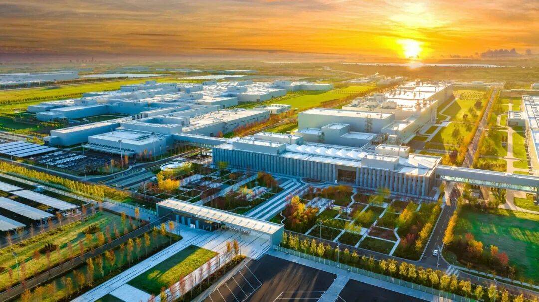 寶馬集團設定2035年新目標,碳排放再降低