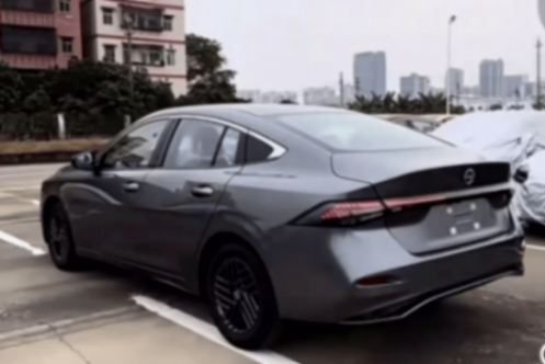 新一代日產軒逸實車,不怒自威,明年一季度上市