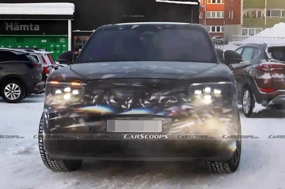 賓利首款純電SUV諜照!外觀內飾全曝光,與卡宴EV共享動力