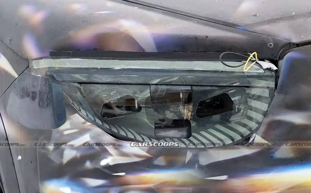 賓利首款純電SUV諜照!外觀內飾全曝光,與卡宴EV共享動力