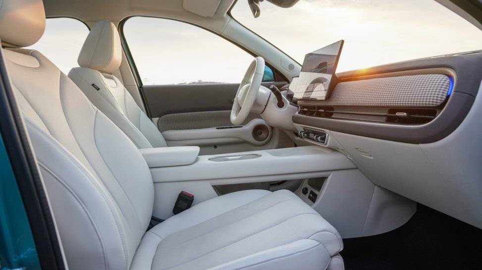 歐拉5正式上市!9.18萬起+9重好禮,這款年輕人的嚴選車藏滿誠意